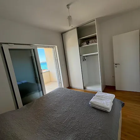 Apartment Sea View *
